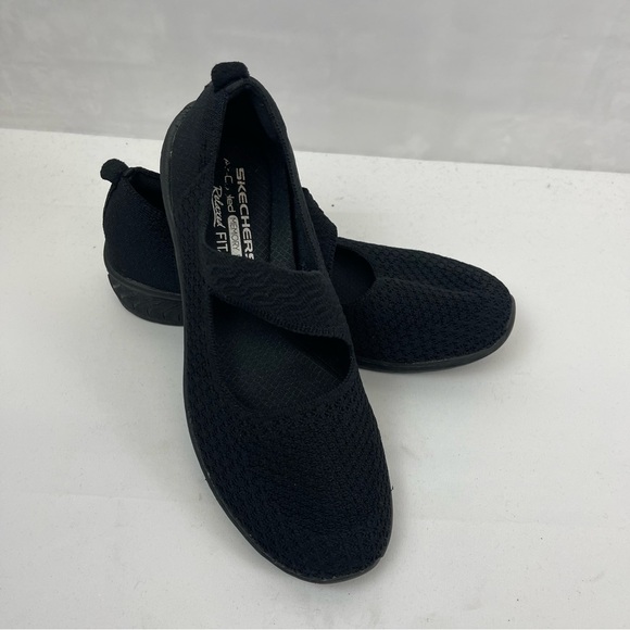 Skechers Women’s Relaxed Fit Black Mary Jane Flats Sz 8.5 Air Cooled Memory Foam - Picture 1 of 11